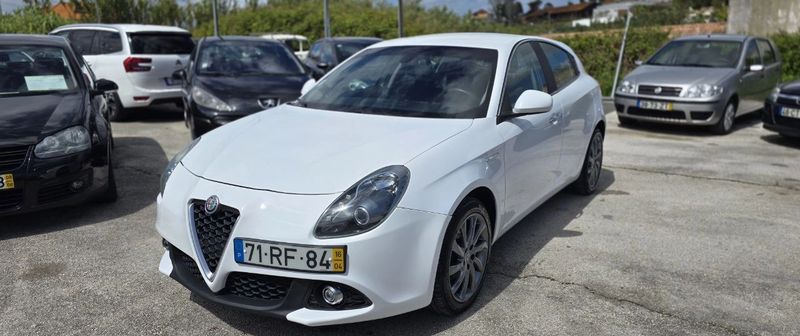 Alfa Romeo Giulietta • 2016 • 270,000 km 9