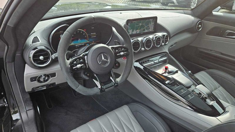 Mercedes-Benz AMG GT • 2021 • 6,500 km 12
