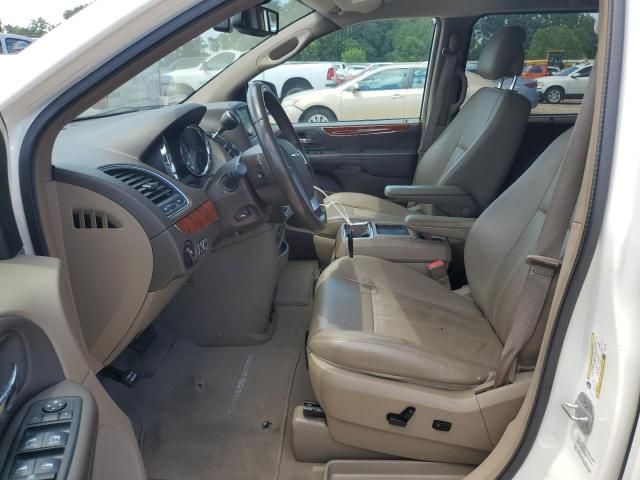 Chrysler Town & Country • 2013 • 10,000 mi 7