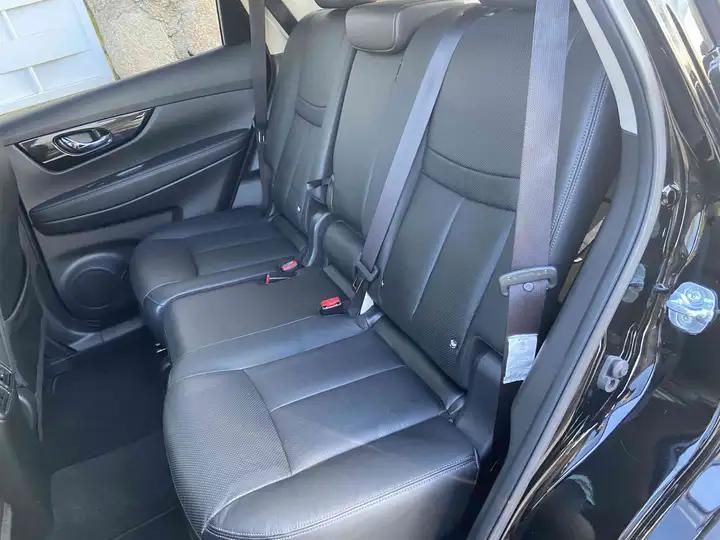 Nissan X-Trail • 2017 • 130,000 km 3