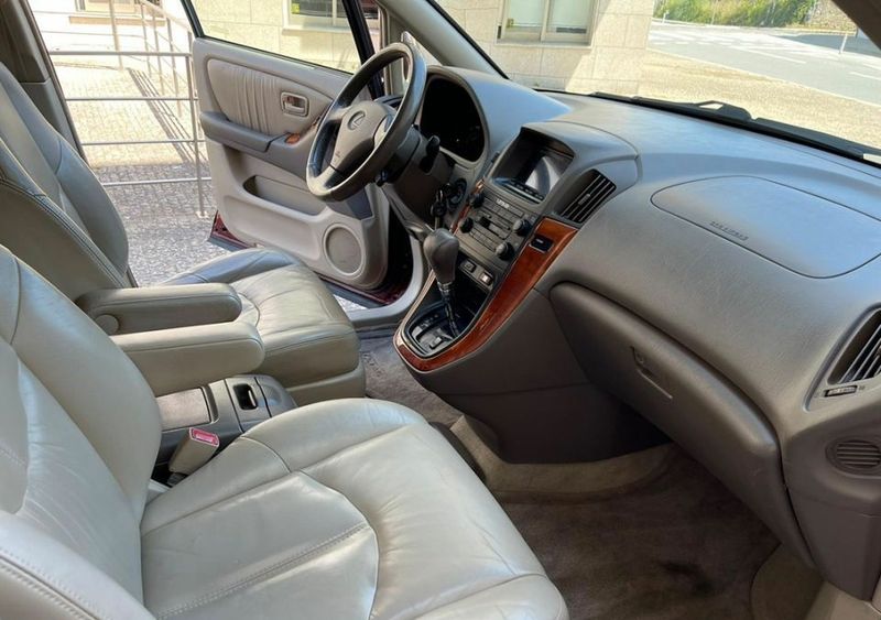 Lexus RX 300 • 1999 • 151,500 km 1