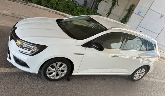 Renault Mégane • 2018 • 270,000 km 3