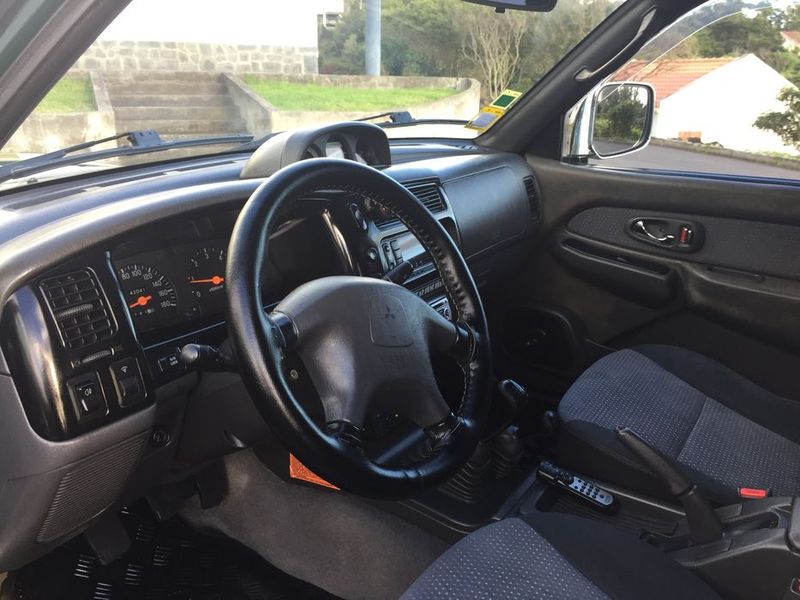 Mitsubishi L200 Pick up • 2001 • 150,000 km 3