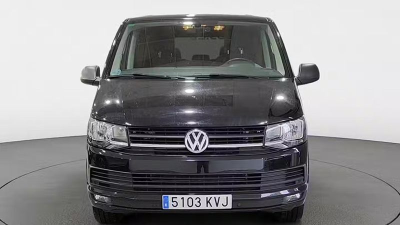 Volkswagen Multivan • 2019 • 121,103 km 1