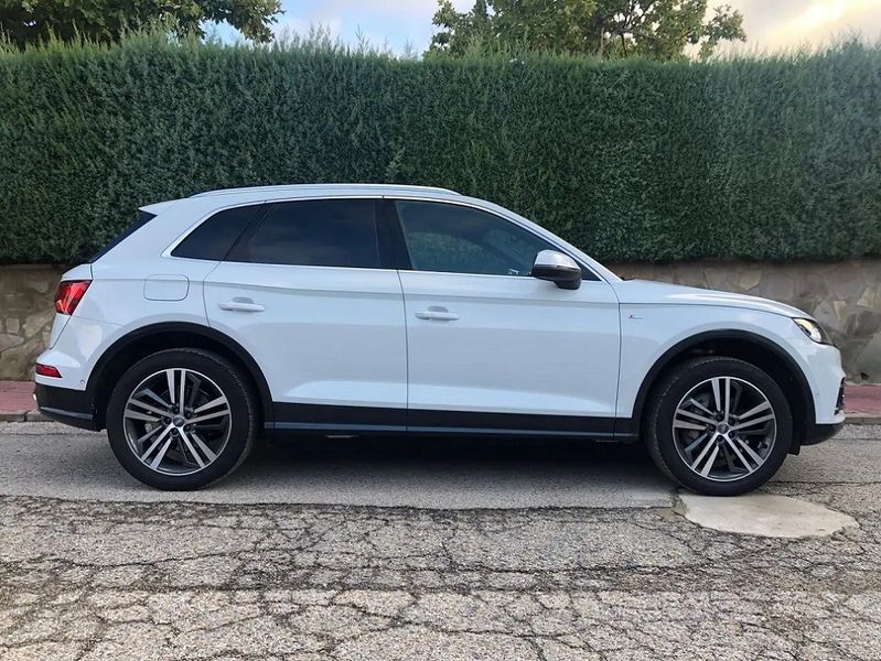 Audi Q5 • 2019 • 119,800 km 2