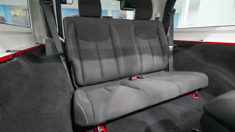 Jeep Renegade • 2017 • 31,700 km 9