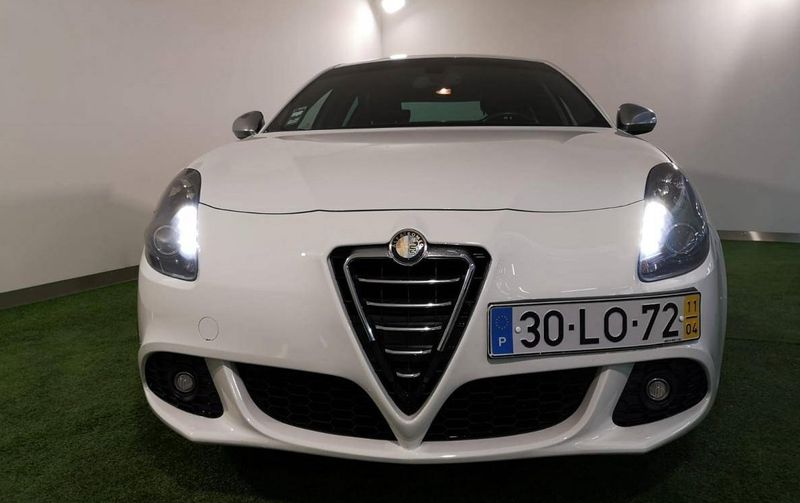Alfa Romeo Giulietta • 2011 • 199,999 km 3