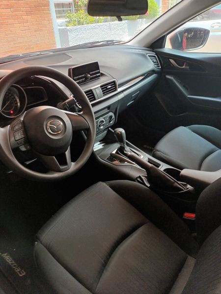 Mazda 3 • 2016 • 61,000 km 6