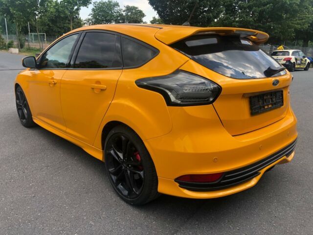Ford Focus • 2017 • 85,000 km 3
