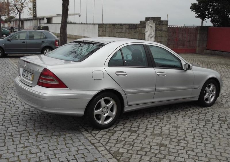 Mercedes-Benz C • 2002 • 324,000 km 2
