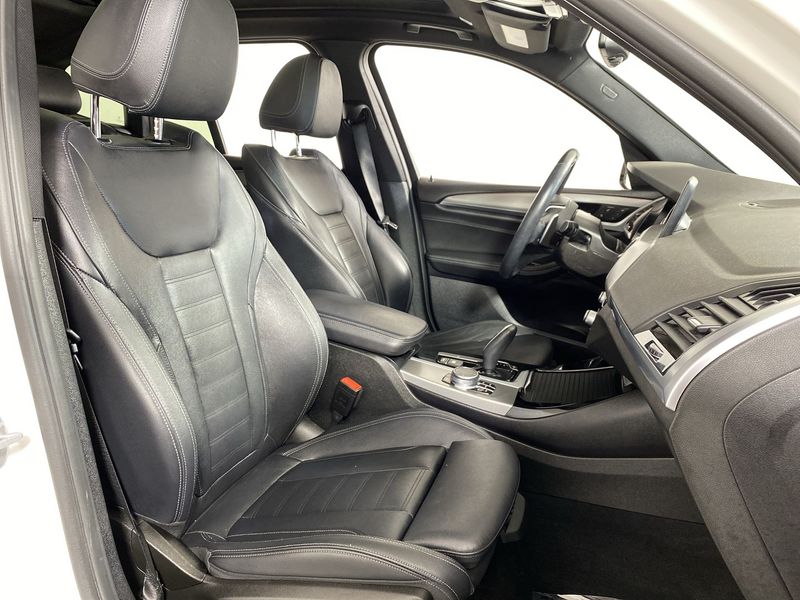 BMW X3 • 2019 • 36,901 km 9