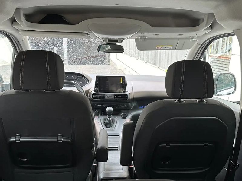 Peugeot 108 • 2022 • 34,500 km 6