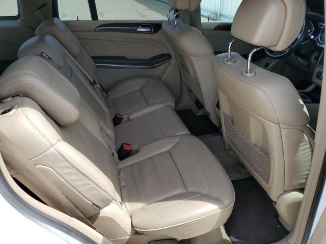 Mercedes-Benz GL-Class • 2014 • 9 km 6