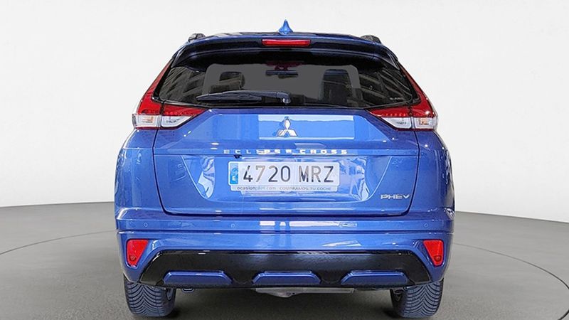 Mitsubishi Eclipse • 2022 • 12,500 km 14