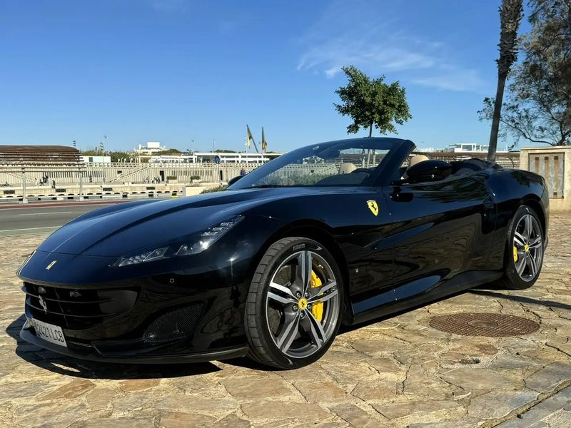 Ferrari Portofino • 2020 • 17,600 km 19