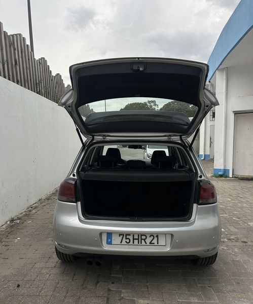 Volkswagen Golf • 2009 • 165,000 km 4