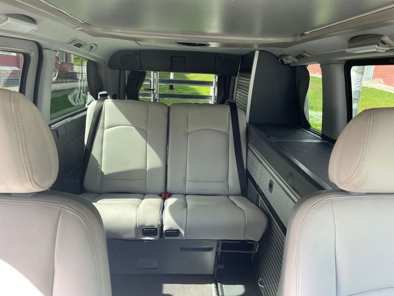 Mercedes-Benz 310 Van • 2004 • 212,000 km 7