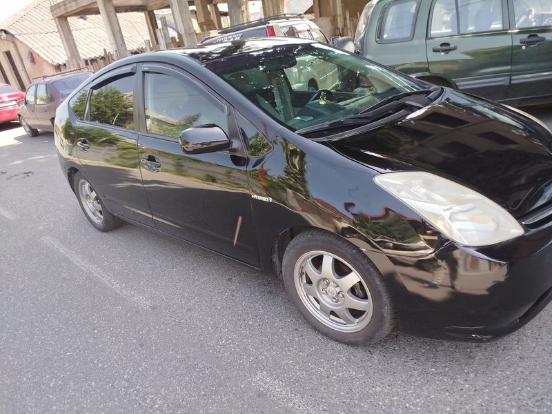 Toyota Prius • 2006 • 290,000 km 8