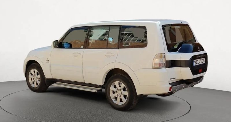 Mitsubishi Montero • 2017 • 67,669 km 4