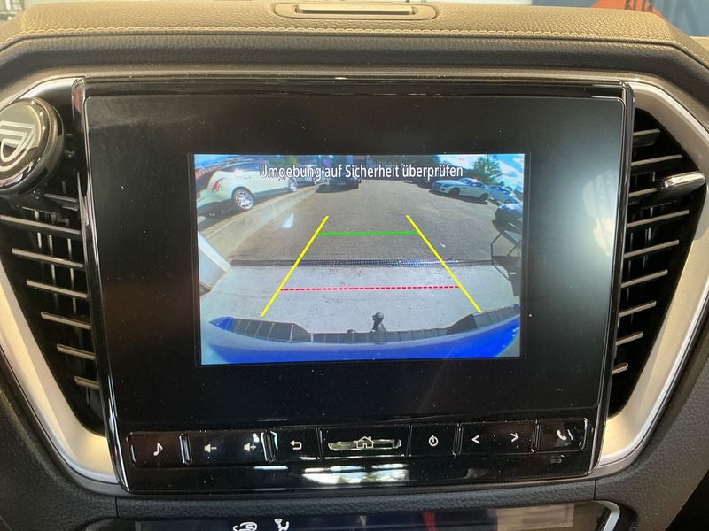 Isuzu D-MAX • 2021 • 45,000 km 3