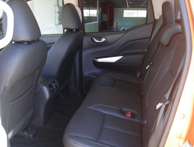 Nissan Navara • 2017 • 124,000 km 5