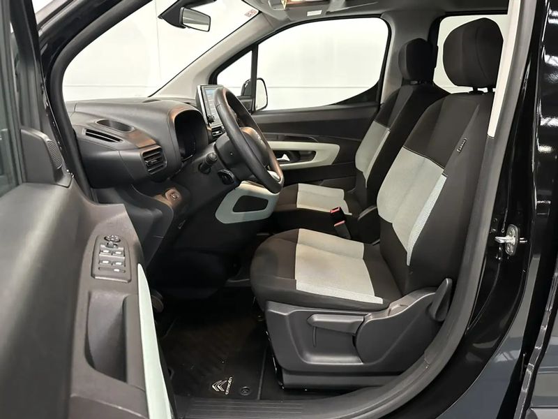 Citroën Berlingo • 2020 • 64,000 km 3