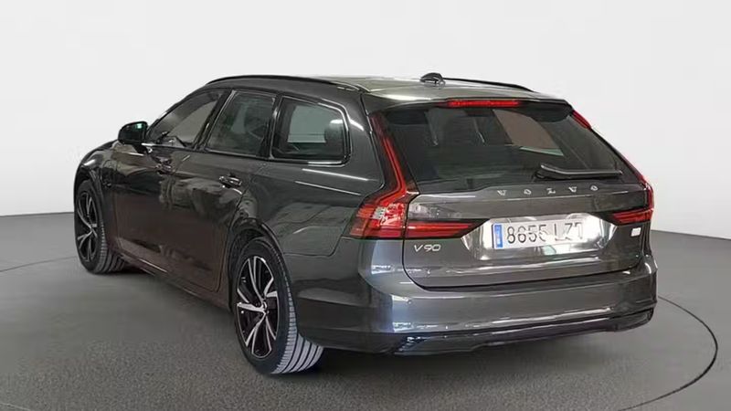 Volvo V90 • 2022 • 20,534 km 3