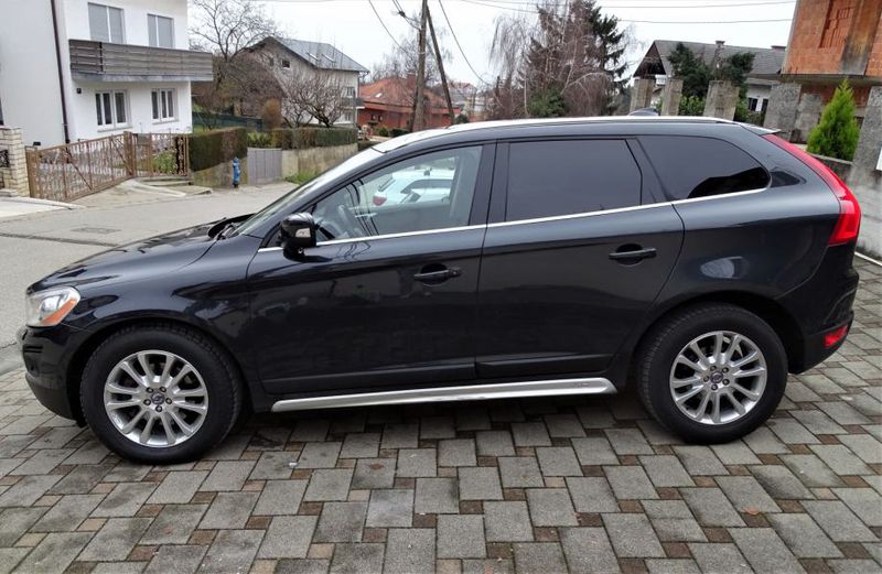 Volvo XC60 • 2010 • 172,864 km 3