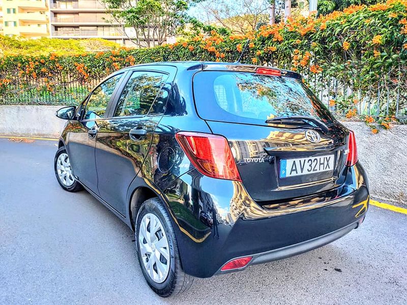 Toyota Yaris • 2015 • 85,000 km 6