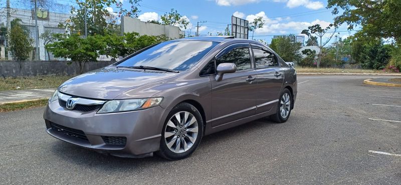 Honda Civic • 2009 • 200,000 km 13