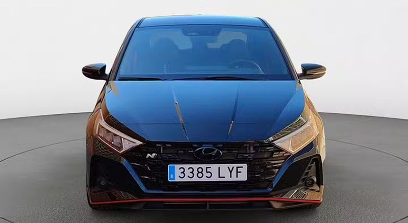 Hyundai i20 • 2022 • 27,428 km 12
