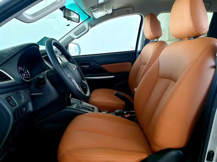 Mitsubishi L200 • 2021 • 21 km 4