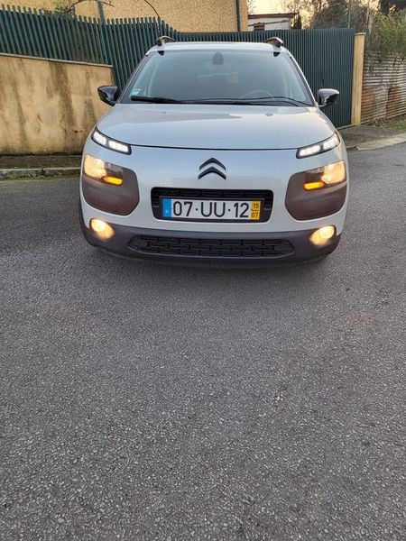 Citroën C4 Cactus • 2015 • 200,000 km 2