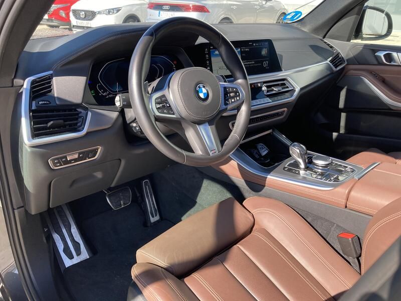 BMW X5 • 2021 • 68,878 km 22