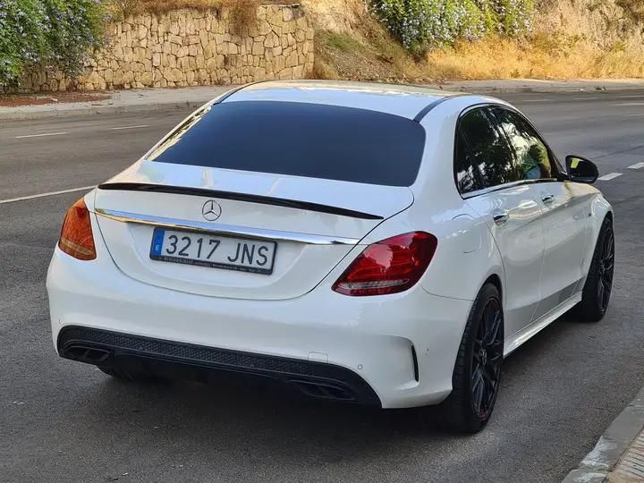 Mercedes-Benz C • 2015 • 168,000 km 4