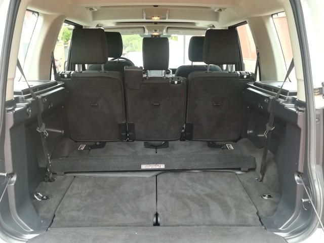 Land Rover Discovery • 2010 • 140,000 km 10