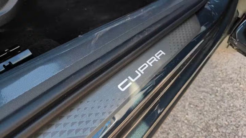 Seat Leon • 2025 • 7,400 km 6