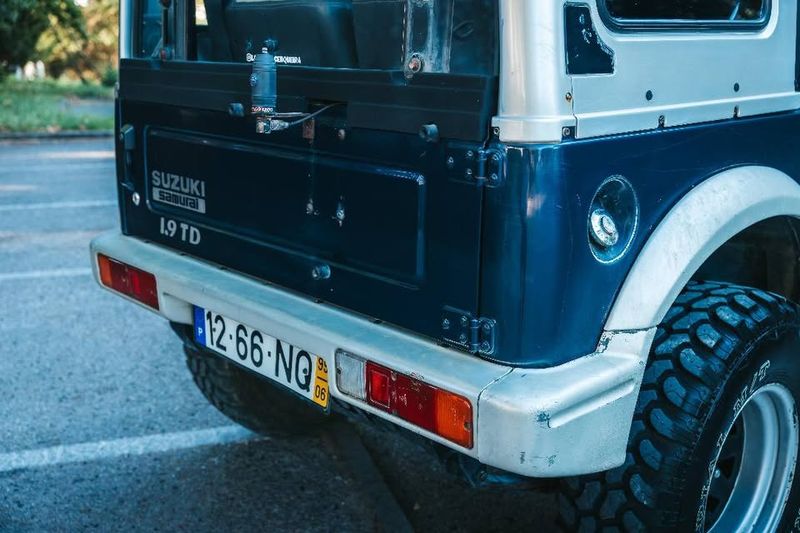 Suzuki Samurai • 1999 • 99,000 km 6
