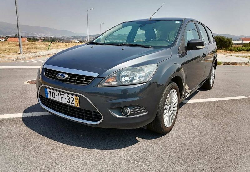 Ford Focus • 2009 • 200,000 km 1