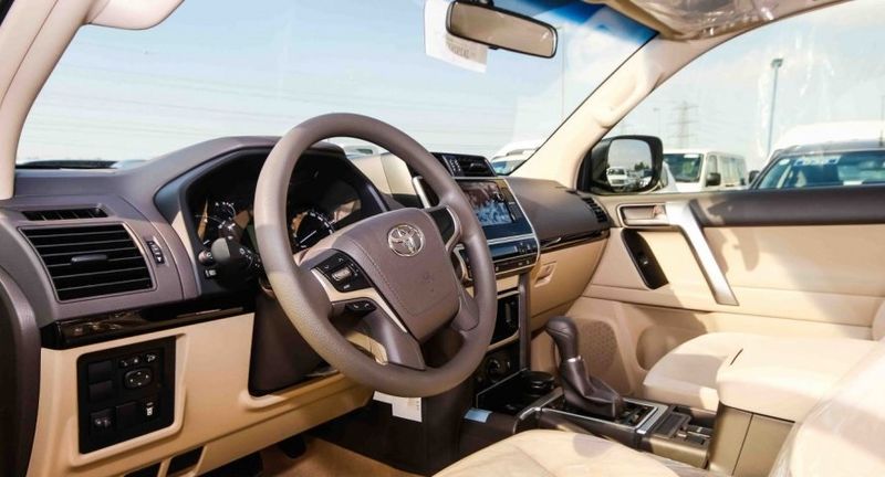 Toyota Land Cruiser • 2020 • 70,000 km 2