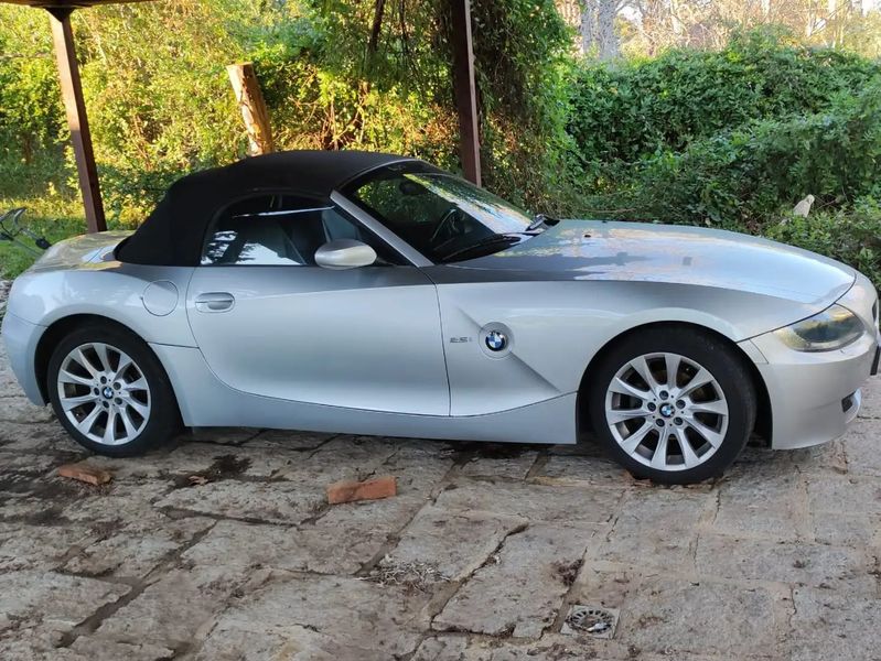 BMW Z4 • 2006 • 145,075 km 4