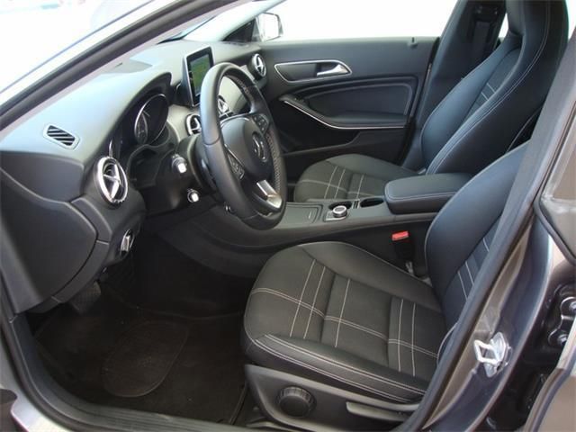 Mercedes-Benz CLA-Class • 2015 • 138,500 km 8