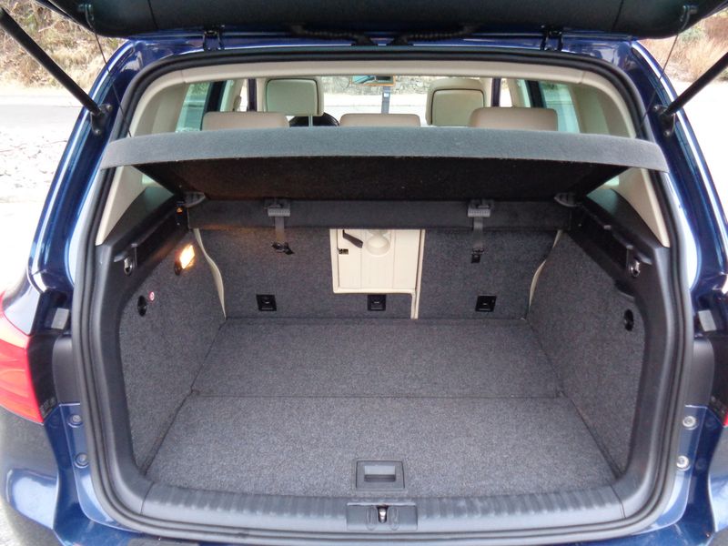 Volkswagen Tiguan • 2012 • 206,300 km 10