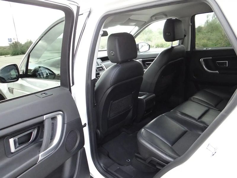 Land Rover Discovery Sport • 2016 • 87,000 km 7