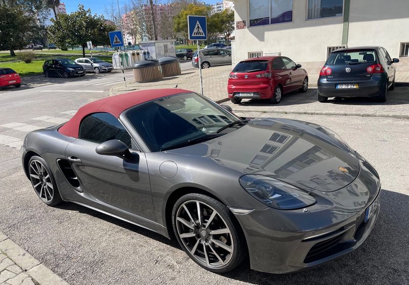 Porsche 718 Cayman • 2016 • 126,000 km 1