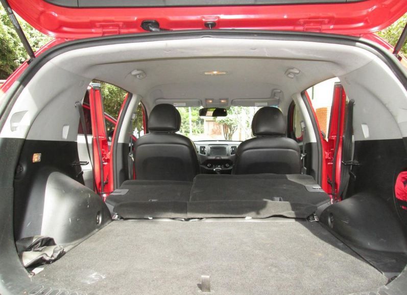 Kia Sportage • 2012 • 122,000 km 7