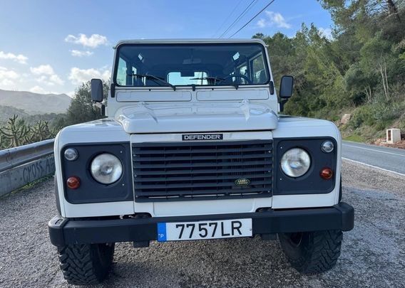 Land Rover Defender • 1998 • 72,000 km 2