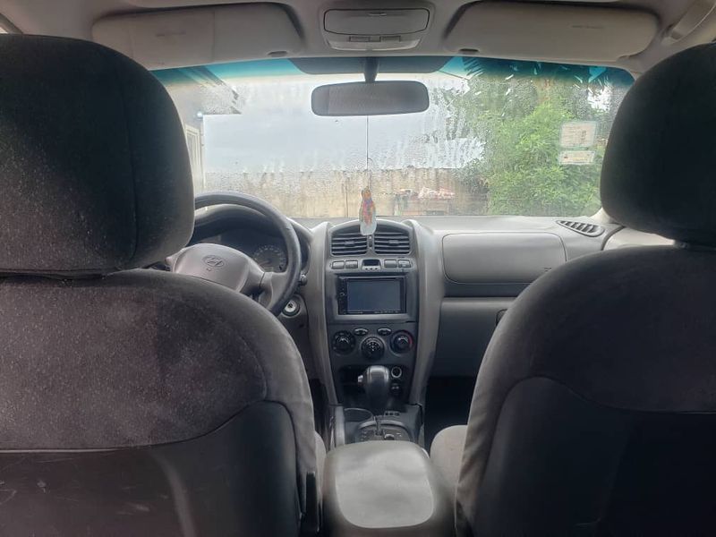 Hyundai Santa Fe • 2007 • 50,000 km 3