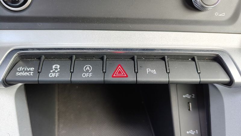 Audi Q3 • 2022 • 57,000 km 9