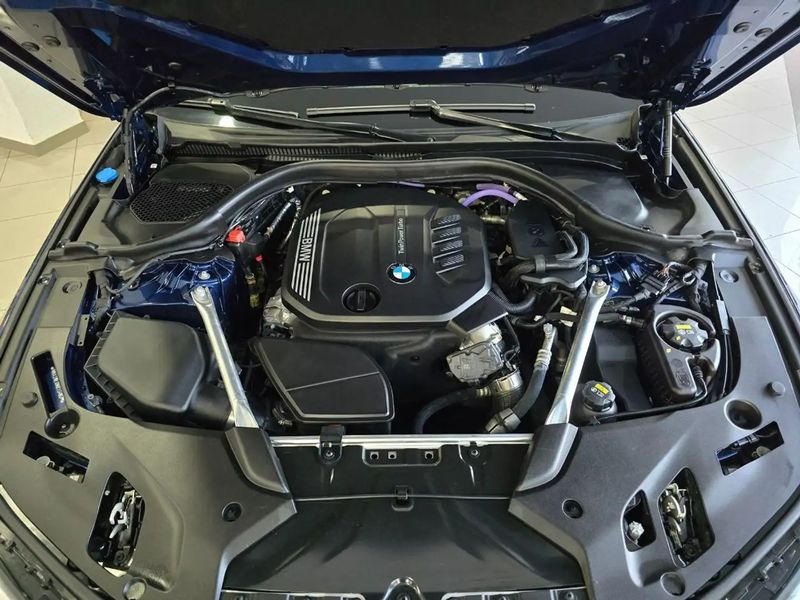 BMW 520D • 2021 • 125,087 km 5